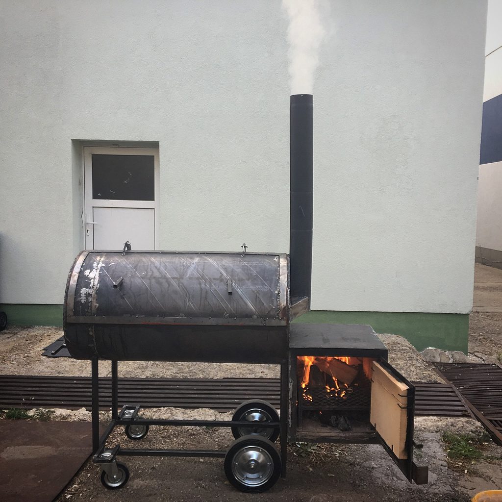 Az első offset smokerünk - még festés előtt